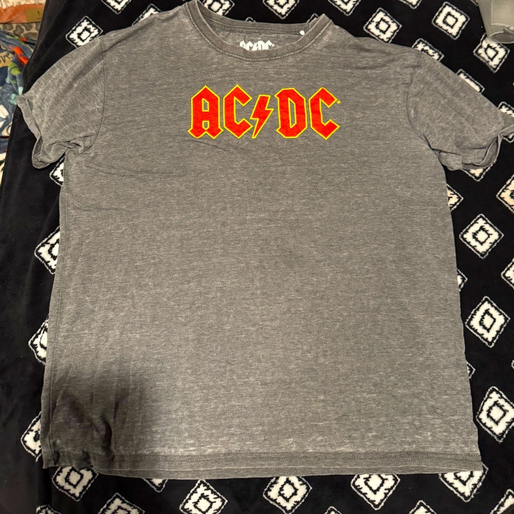 AC/DC graphic tee- WASHED GRAY